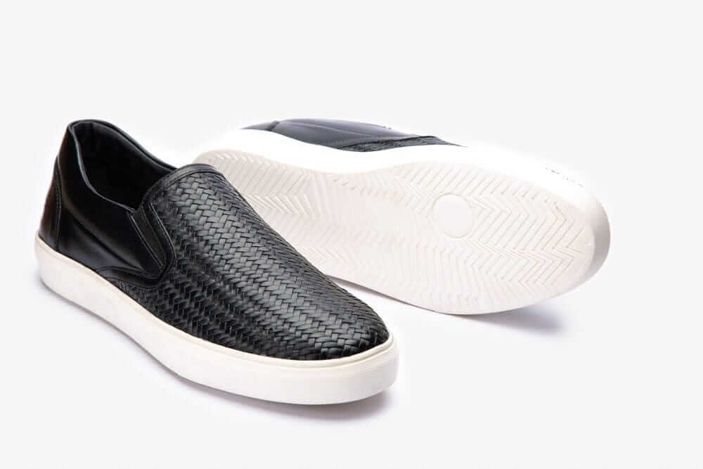 Epse Black Slip-on Sneakers